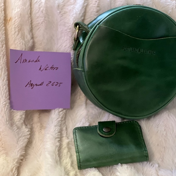 Portland Leather Handbags - Portland Leather Goods Cowboy Mint SM Round Crossbody Bag & matching Mini Bifold
